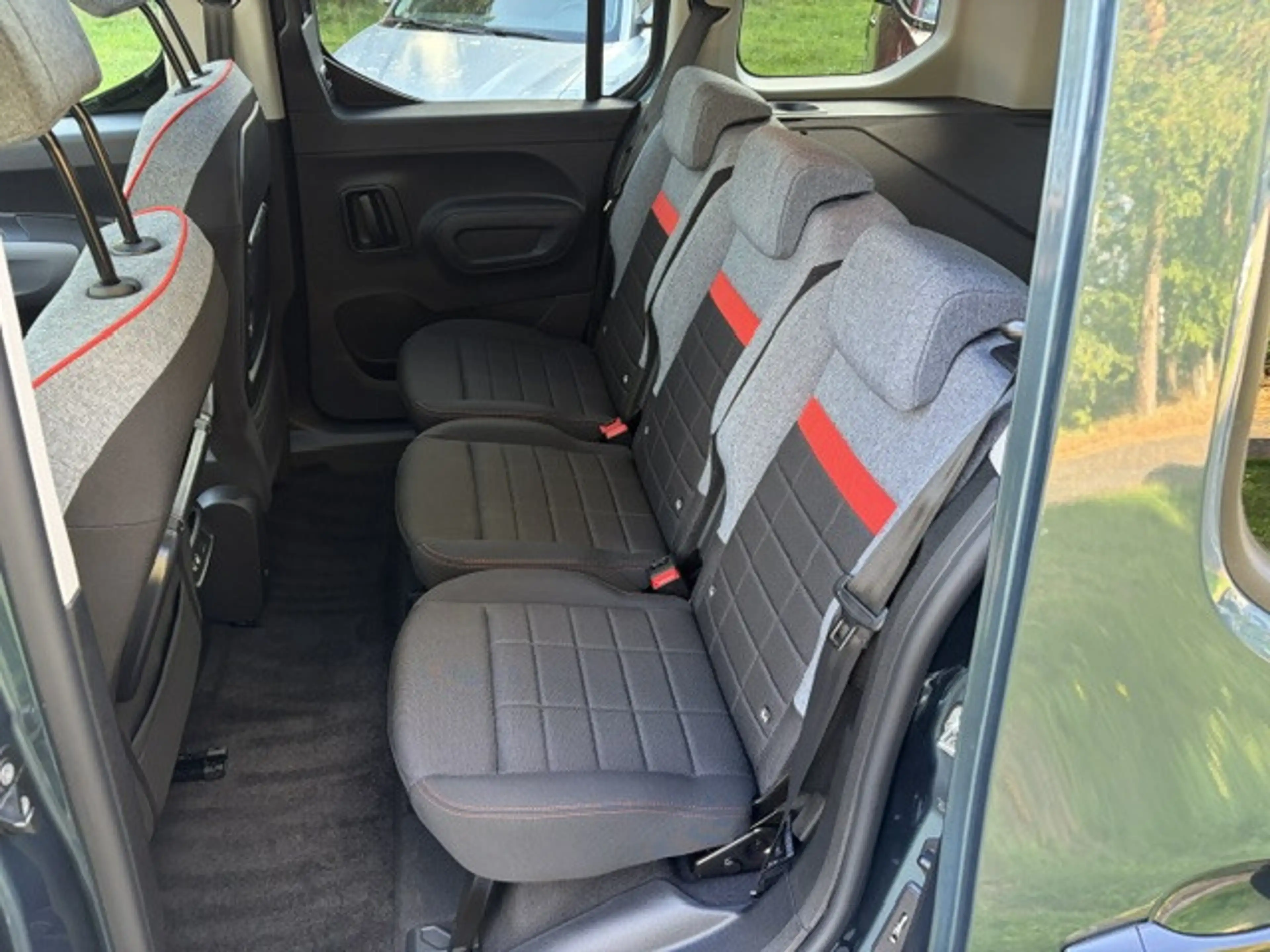 Citroen Berlingo M Diesel 130 MAX KAMERA SHZ NAVI XTR — photo 9