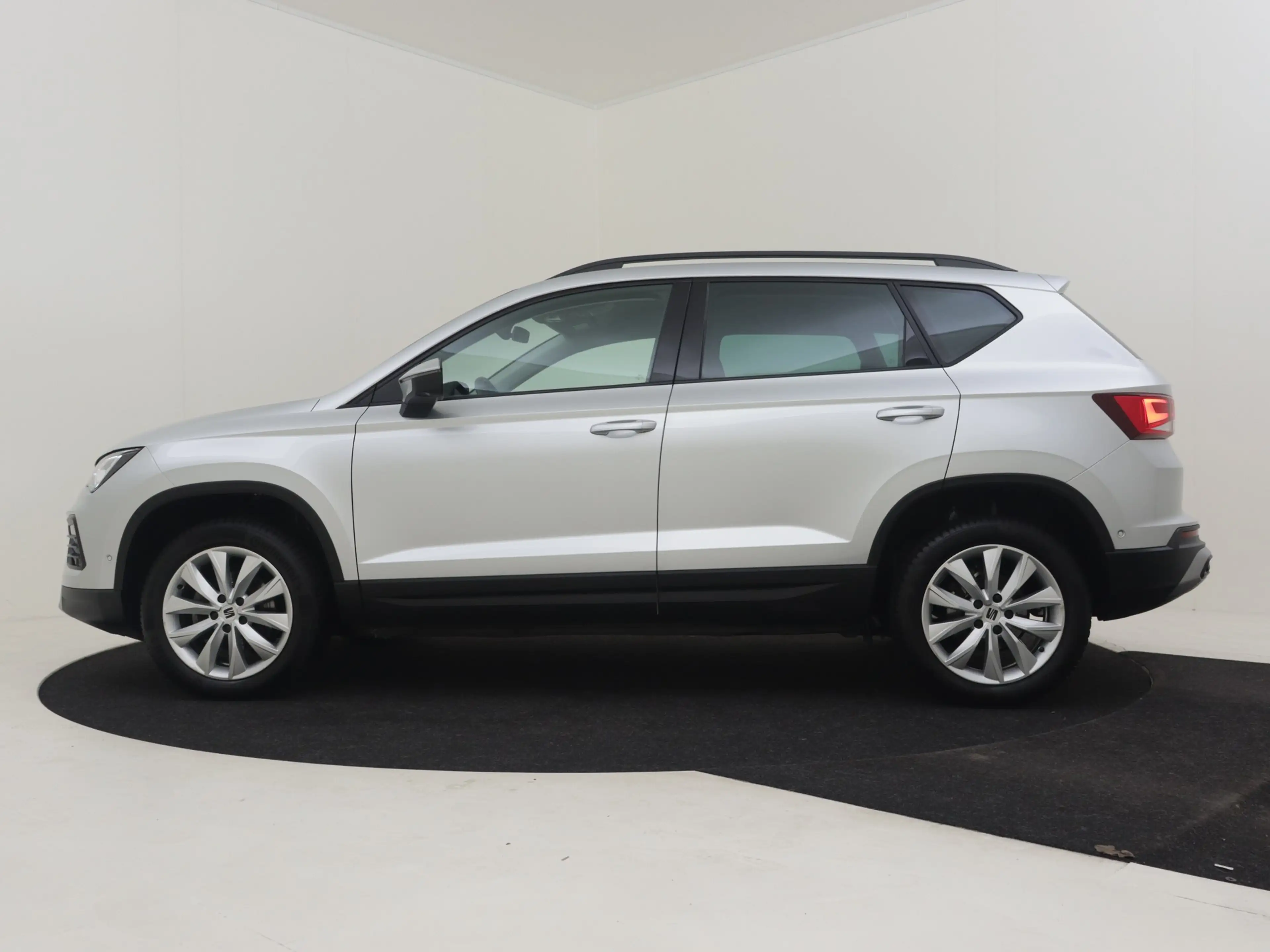 SEAT Ateca 1.5 TSI Style Business Intense 150pk DSG/AUTO | 17 — photo 2