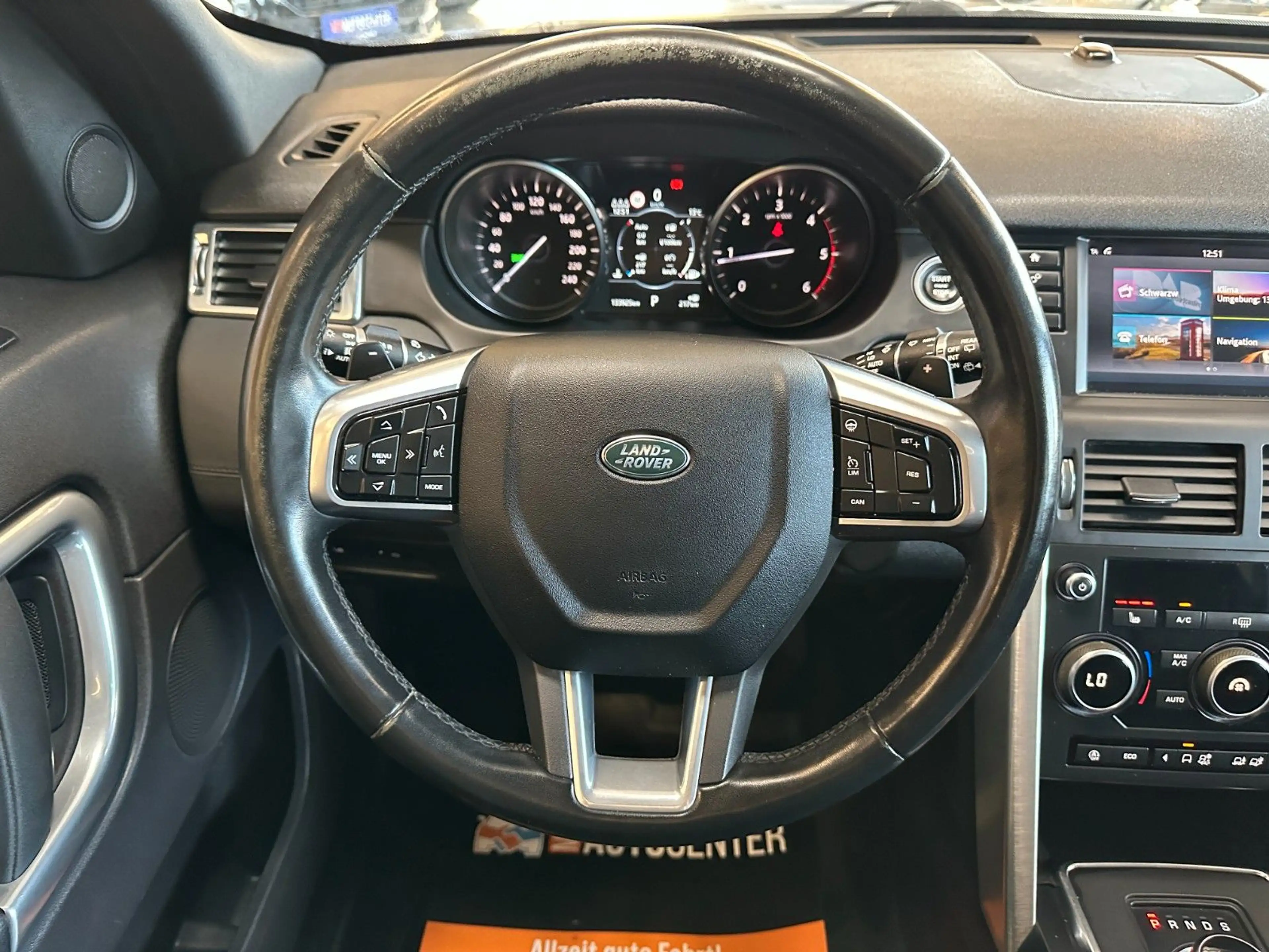 Land Rover Discovery Sport *PANO*AHK*CARPLAY*TEMPO*LKHZ — photo 7