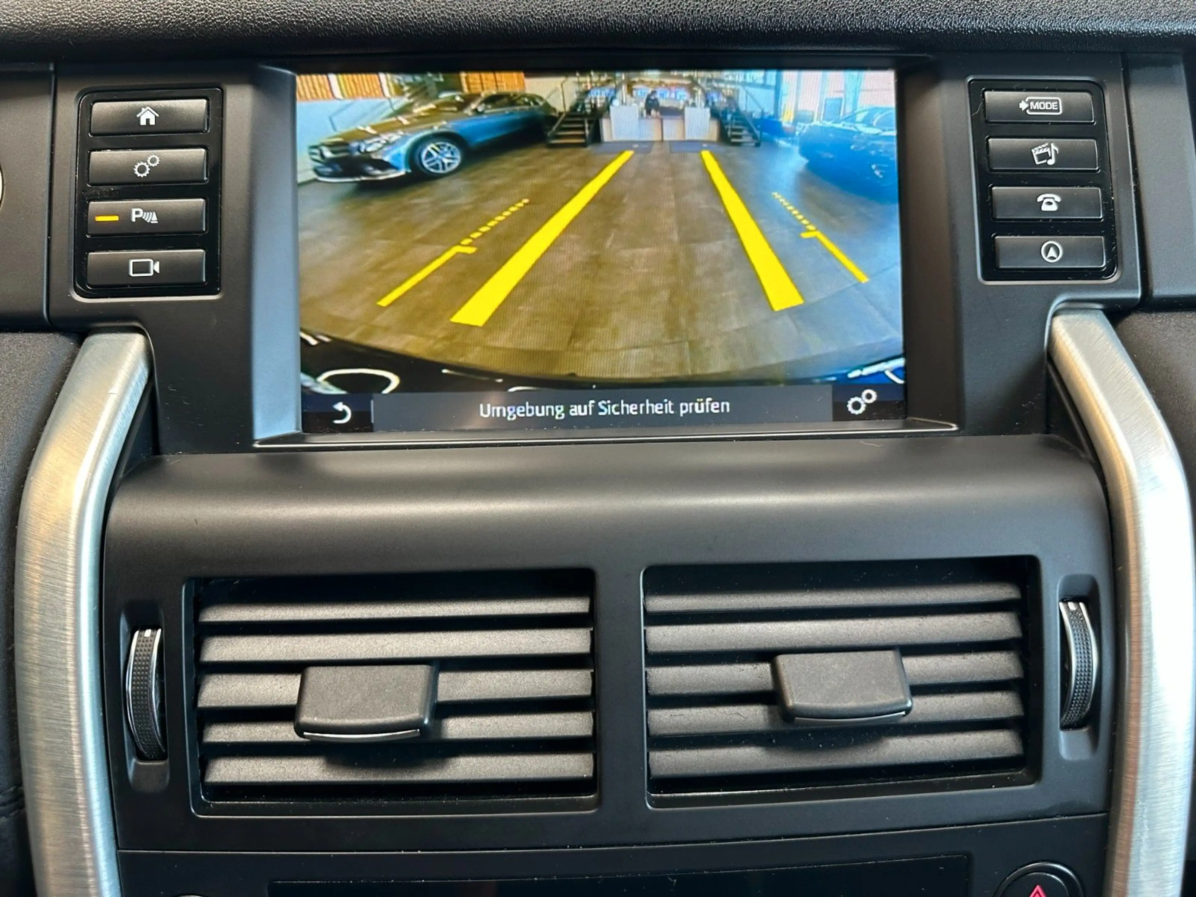 Land Rover Discovery Sport *PANO*AHK*CARPLAY*TEMPO*LKHZ — photo 15