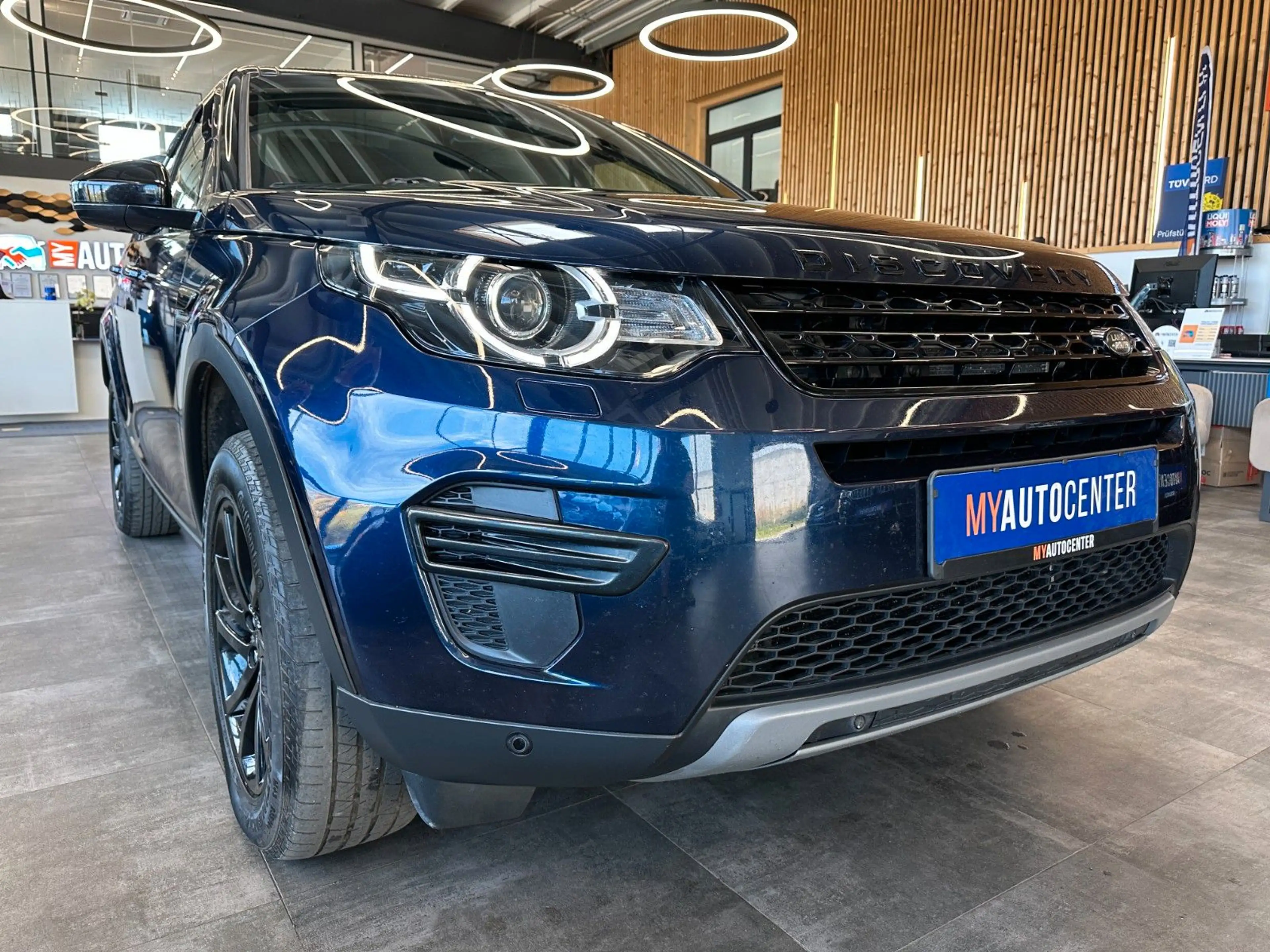 Land Rover Discovery Sport *PANO*AHK*CARPLAY*TEMPO*LKHZ — photo 3