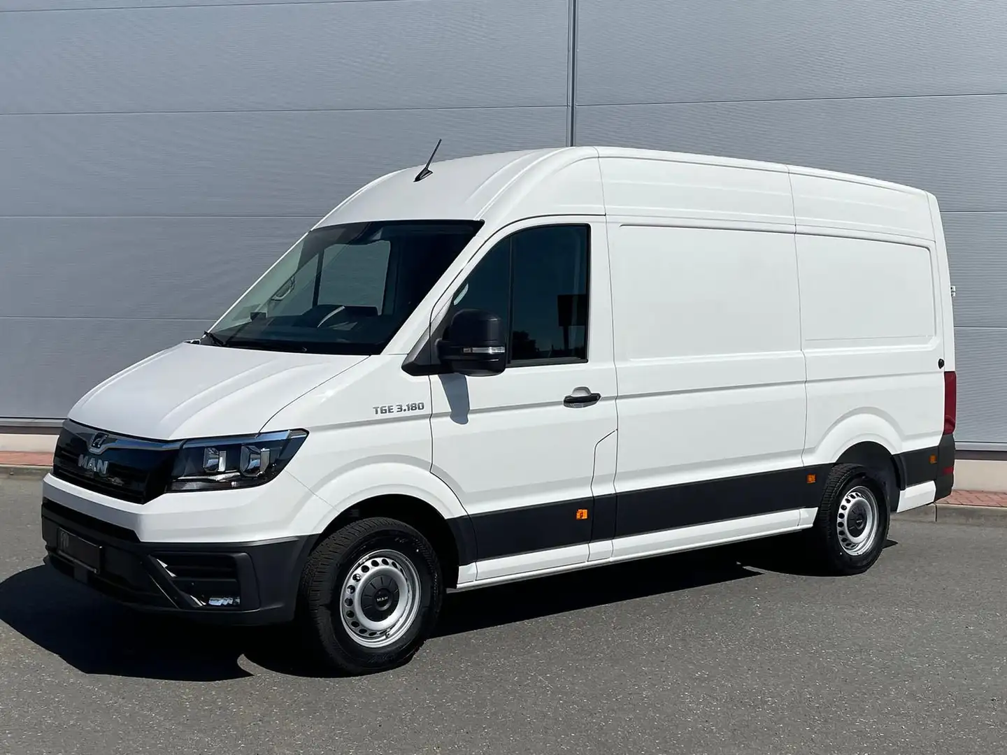 MAN TGE 3.180 L3H3 Kasten KAMERA NAVI DAB SITZH TEMP Weiß - 1