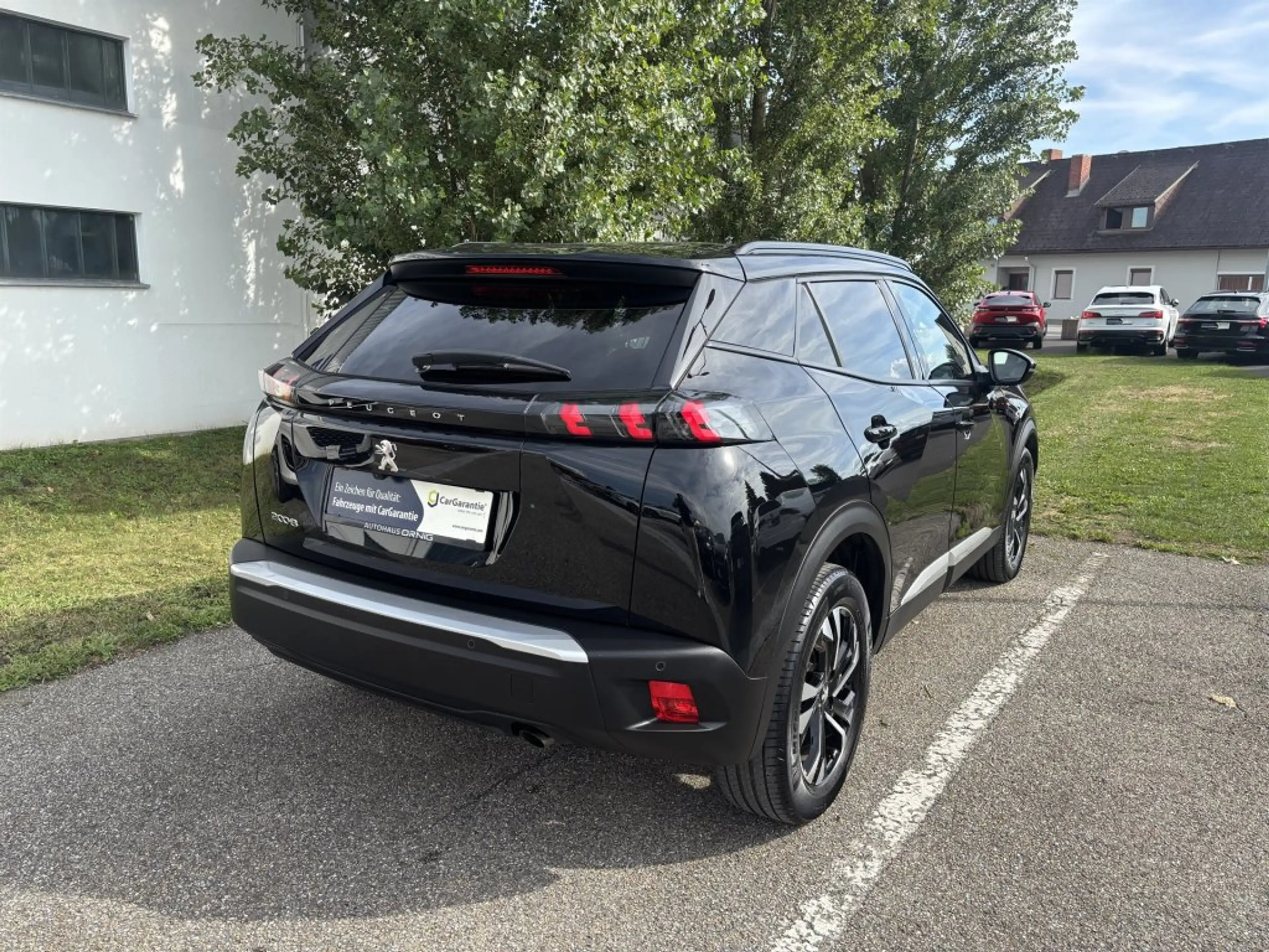 Peugeot 2008 Peugeot 2008 2.2Benz 100PS — photo 4
