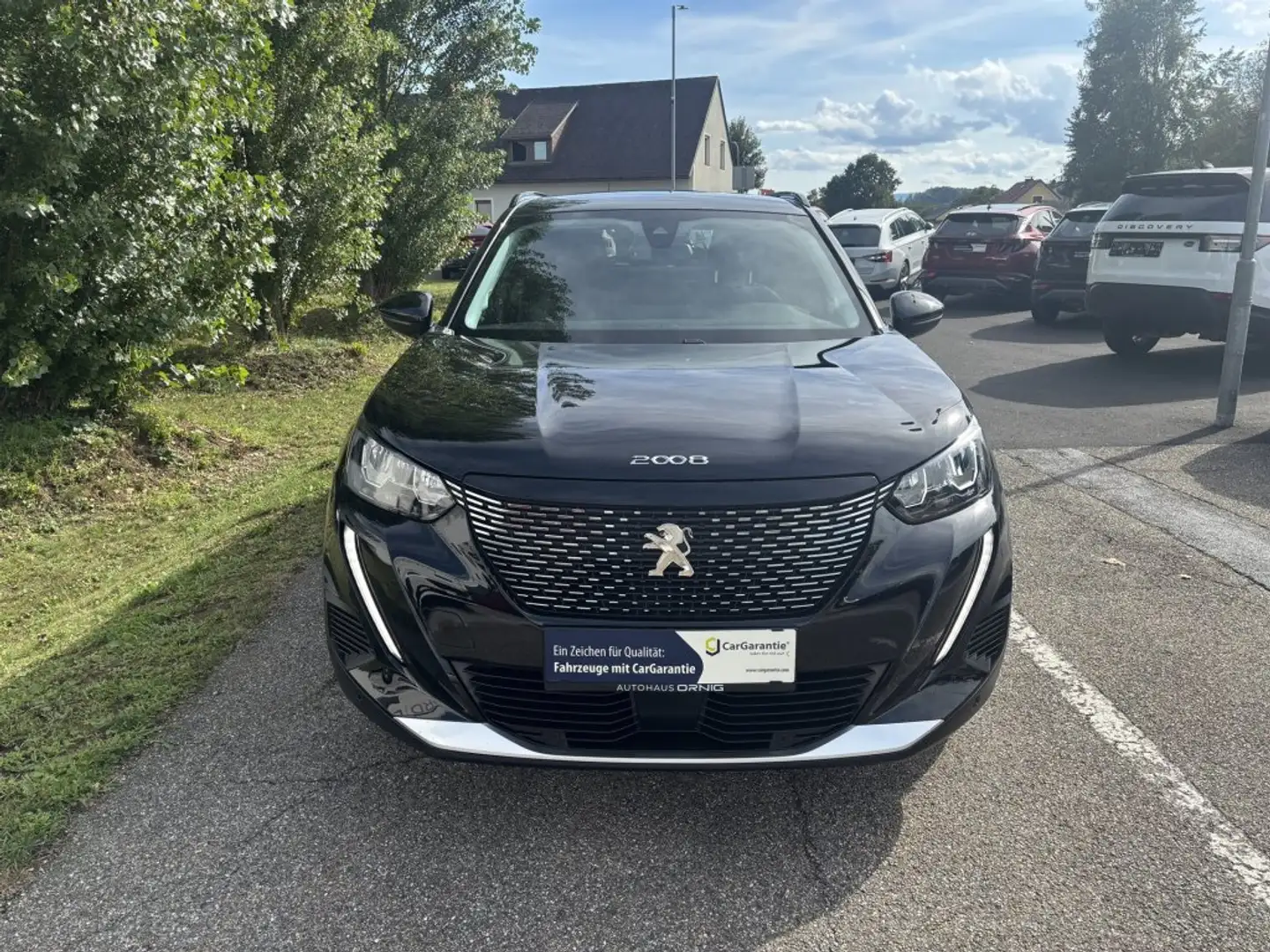 Peugeot 2008 Peugeot 2008 2.2Benz 100PS Schwarz - 2
