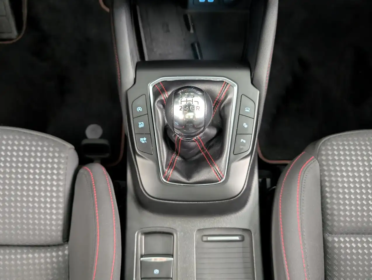 Ford Focus Turnier 1.0 M-Hybrid ST-Line X Matrix+AHK, миниатюра 20