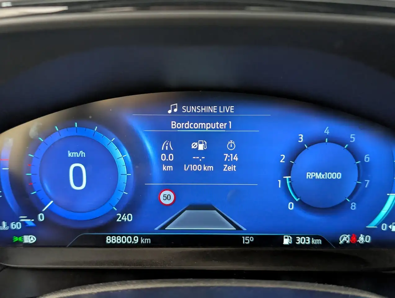 Ford Focus Turnier 1.0 M-Hybrid ST-Line X Matrix+AHK, миниатюра 17