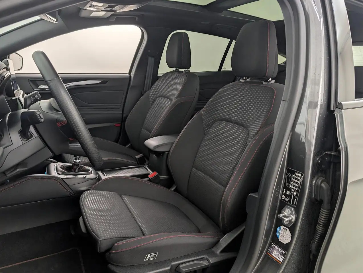 Ford Focus Turnier 1.0 M-Hybrid ST-Line X Matrix+AHK, миниатюра 10
