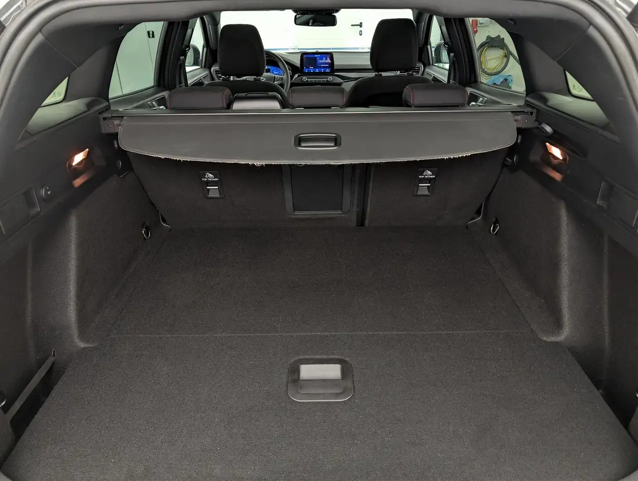 Ford Focus Turnier 1.0 M-Hybrid ST-Line X Matrix+AHK, миниатюра 8
