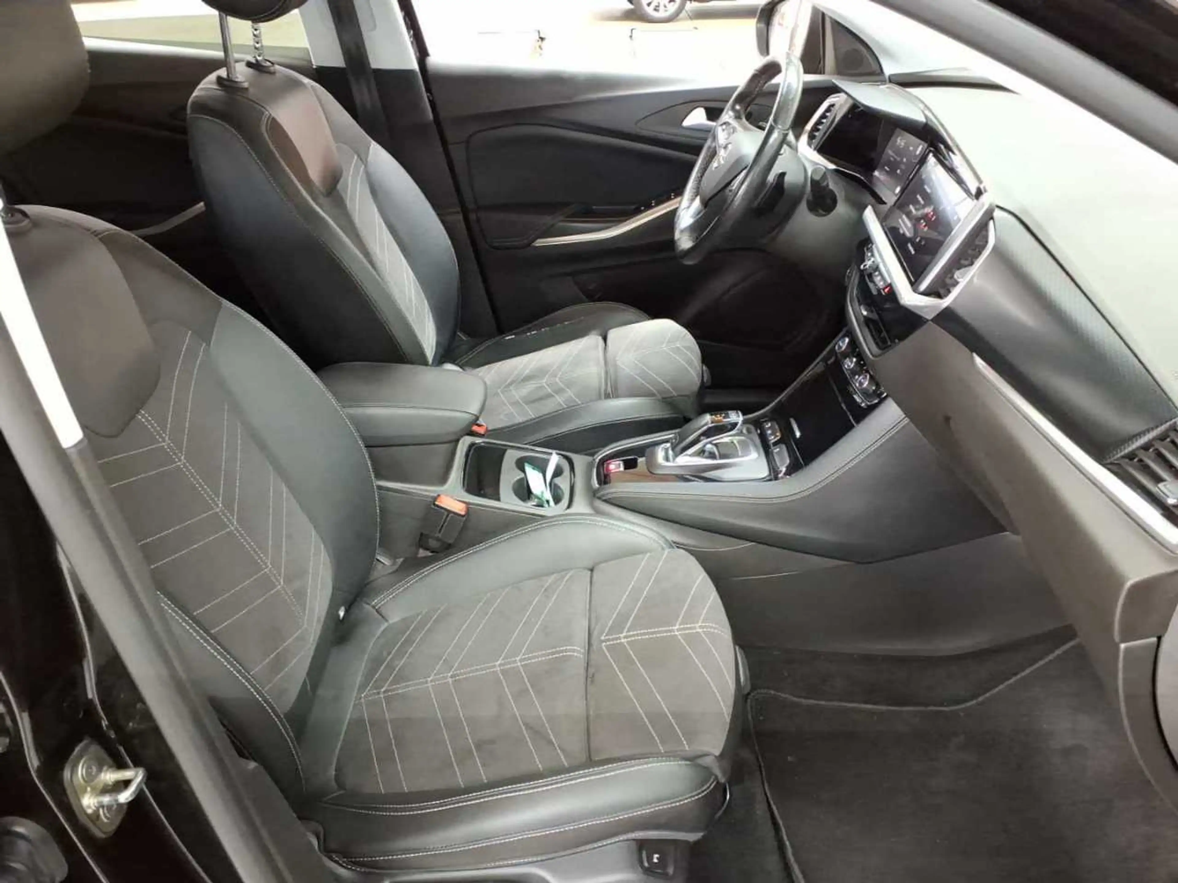 Opel Grandland Grandland 1.5 D Automatik Ultimate Navi — photo 8
