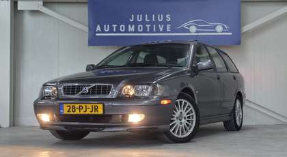 Volvo V40 2.0 T Europa Nordic Schuif/Opendak Trekhaak Leer C