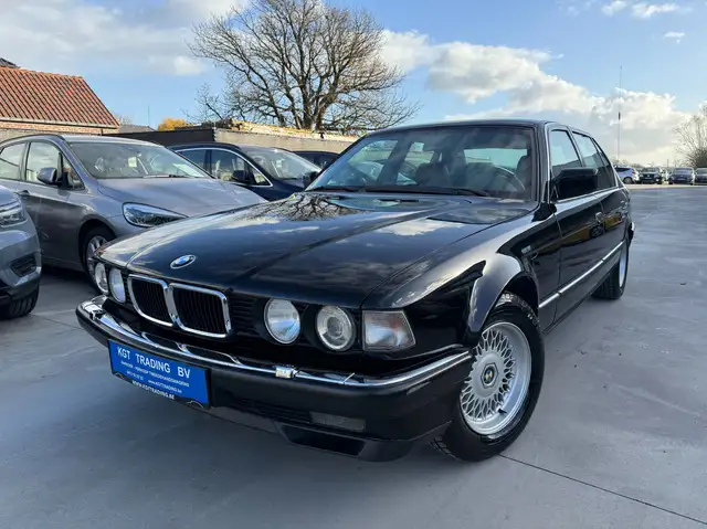 BMW 750
