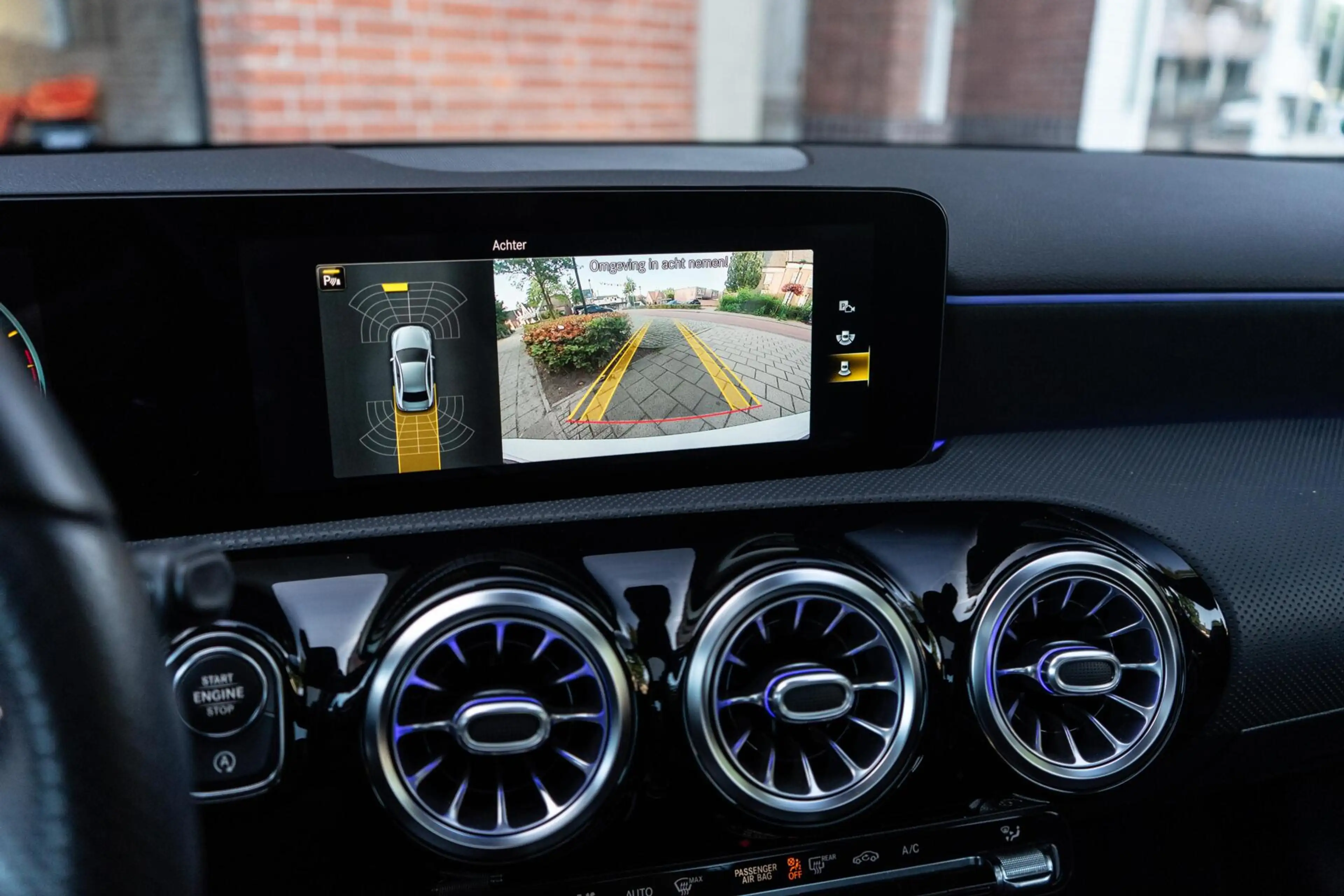 Mercedes-Benz A 200 AMG Pano / Camera / Ambi — photo 18
