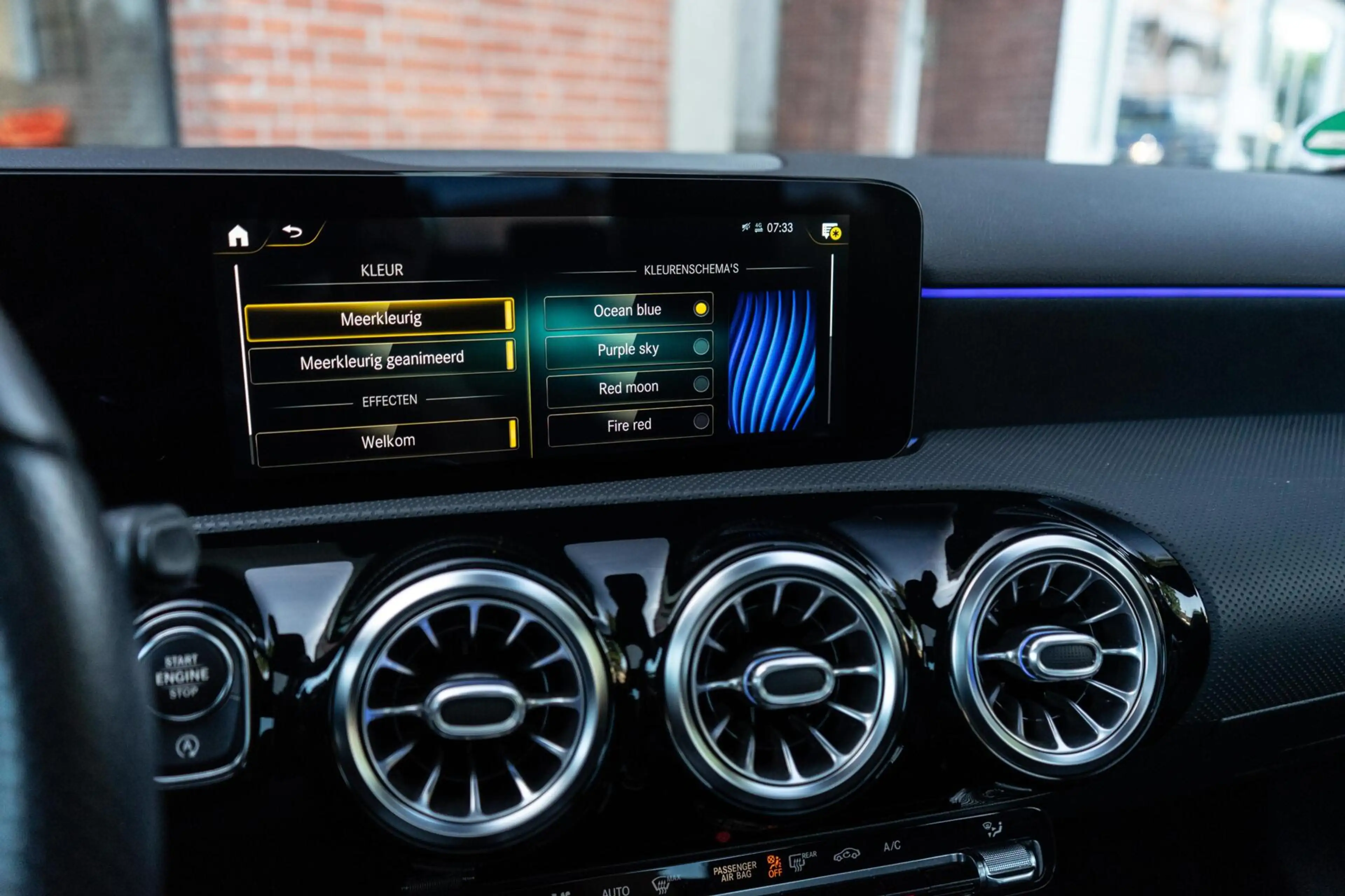 Mercedes-Benz A 200 AMG Pano / Camera / Ambi — photo 19