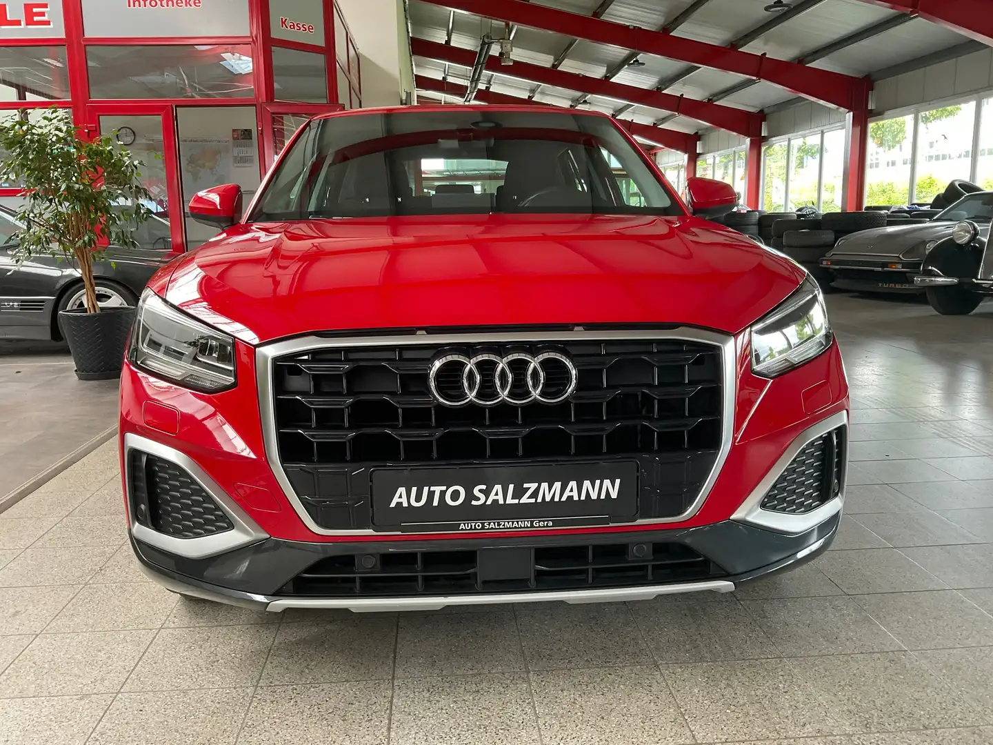 Audi Q2 35 TFSI advanced Navi*LED*PDC*SHZ Rot - 2
