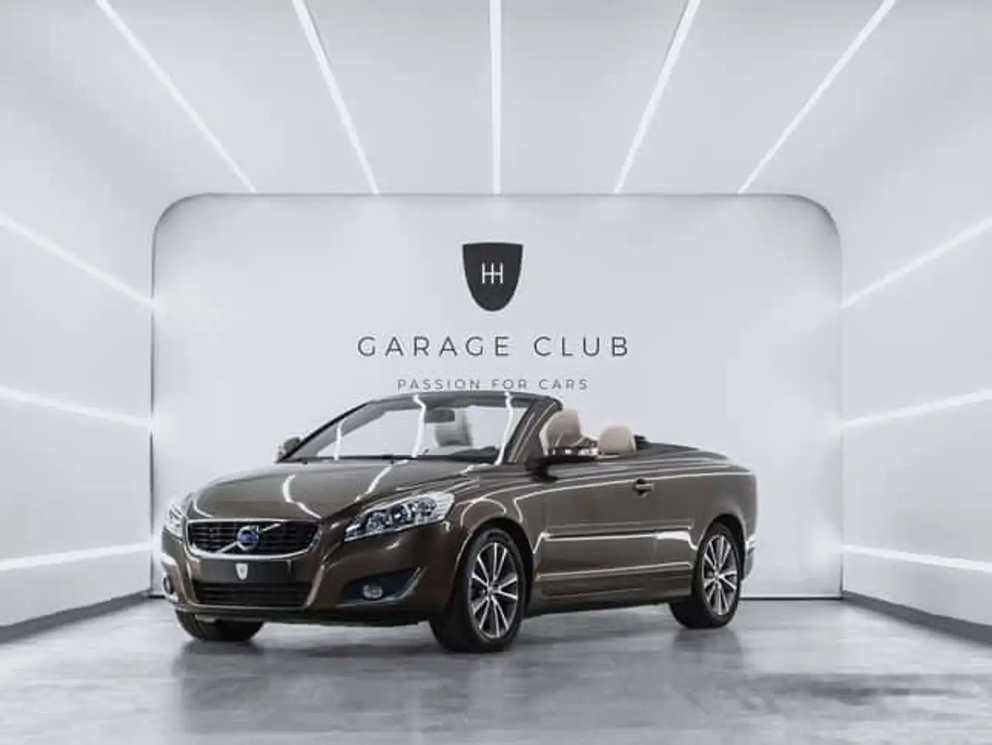 Volvo C70 D3 Summum - 1