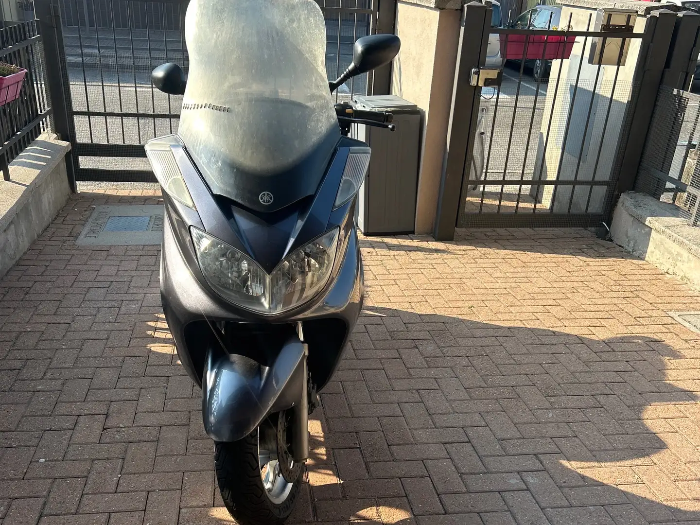 Yamaha Majesty 400 Gri - 1
