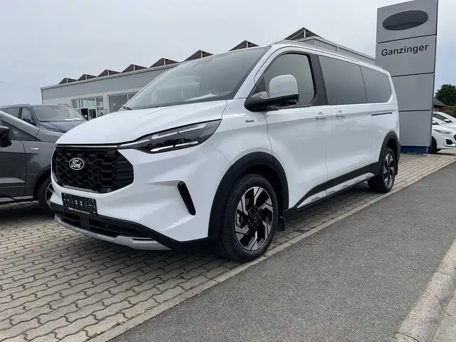 Ford Tourneo Custom