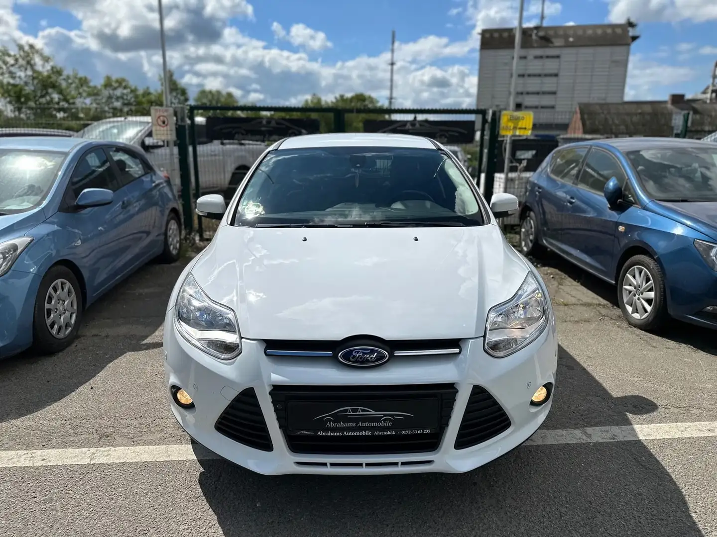 Ford Focus Turnier Zahnriemensatz NEU/Vollausstattung Weiß - 2