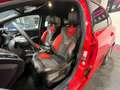 Ford Focus ST Rot - thumbnail 13