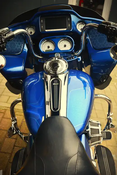 Harley-Davidson Road Glide - foto 7