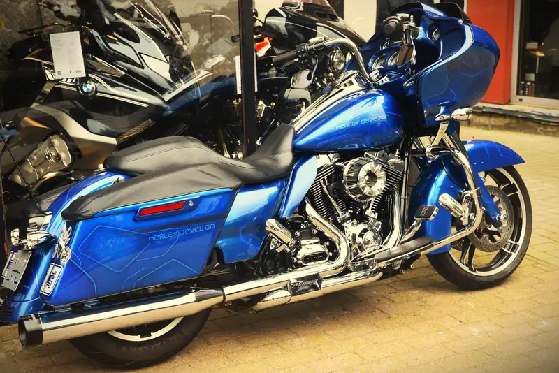 Harley-Davidson Road Glide - foto 3