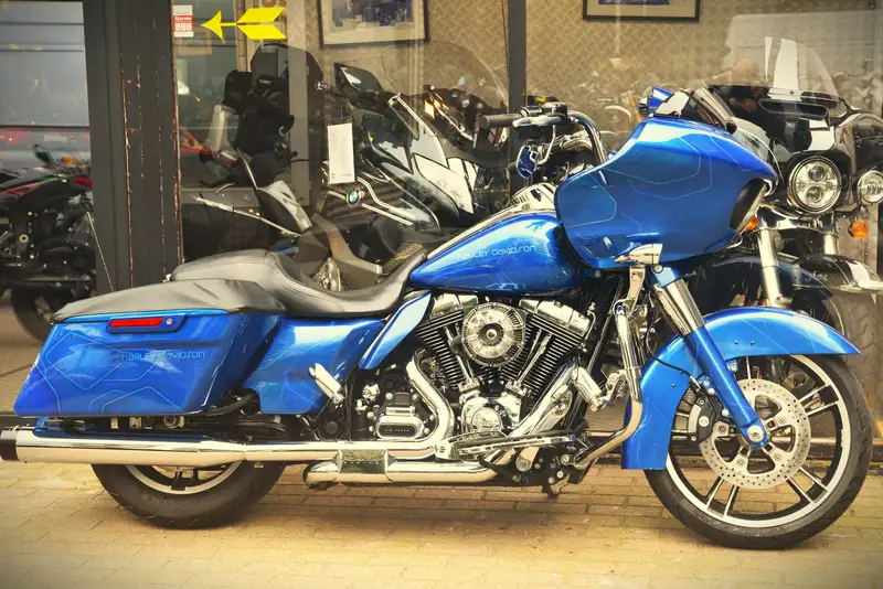 Harley-Davidson Road Glide - foto 2