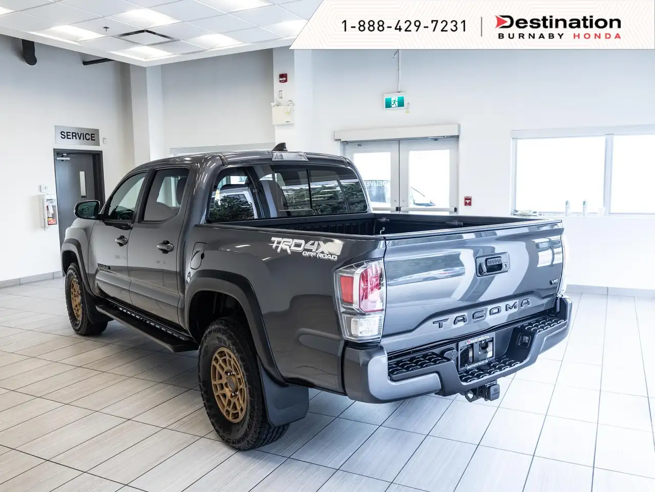 Toyota Tacoma снимка Toyota Tacoma