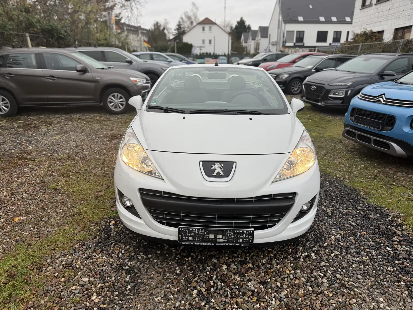Peugeot 207 Active Weiß - 1