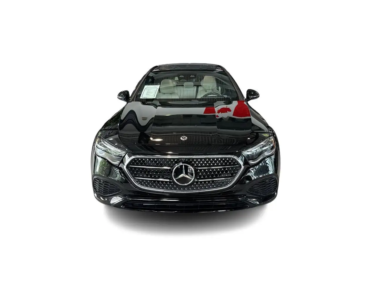 Mercedes-Benz E-Class снимка Mercedes-Benz E-Class