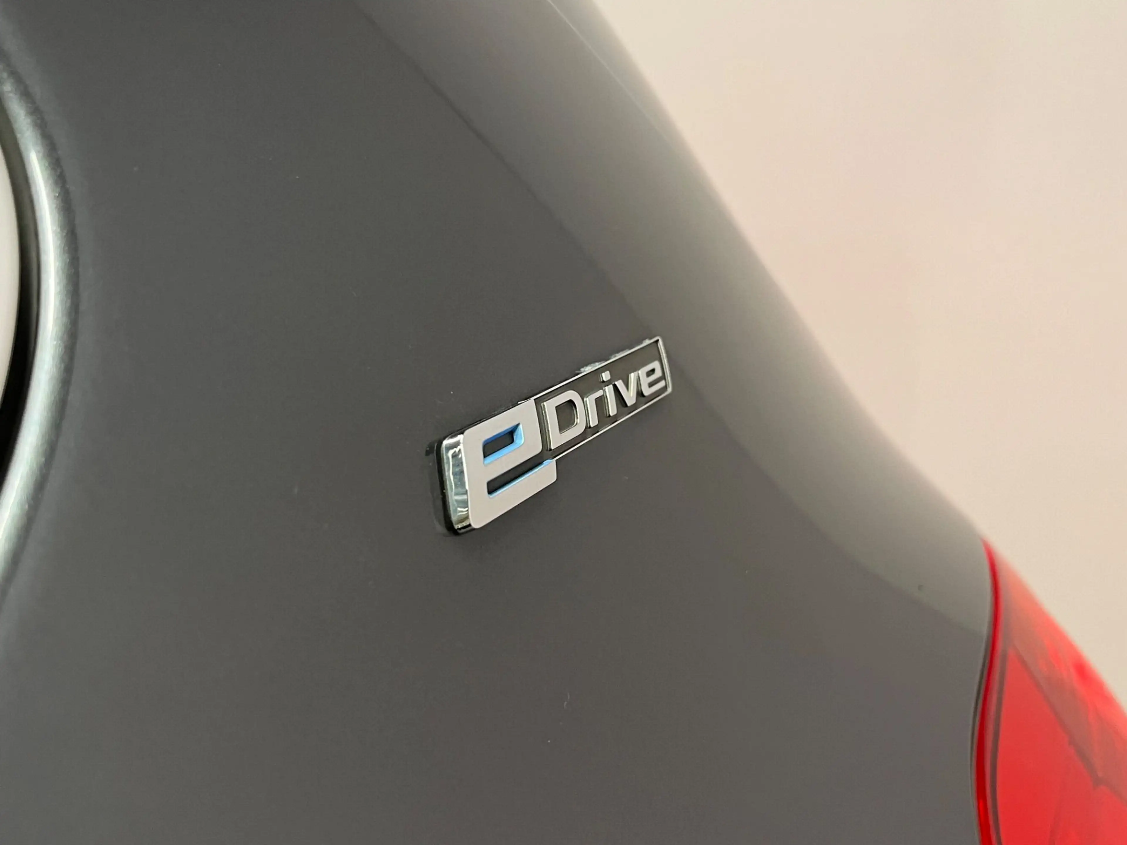 BMW 225 2er Active Tourer - 225xe Sport Line — photo 5