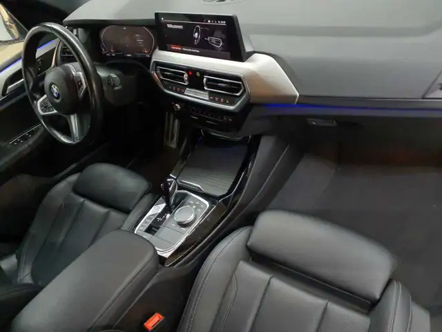 BMW X3 view 9