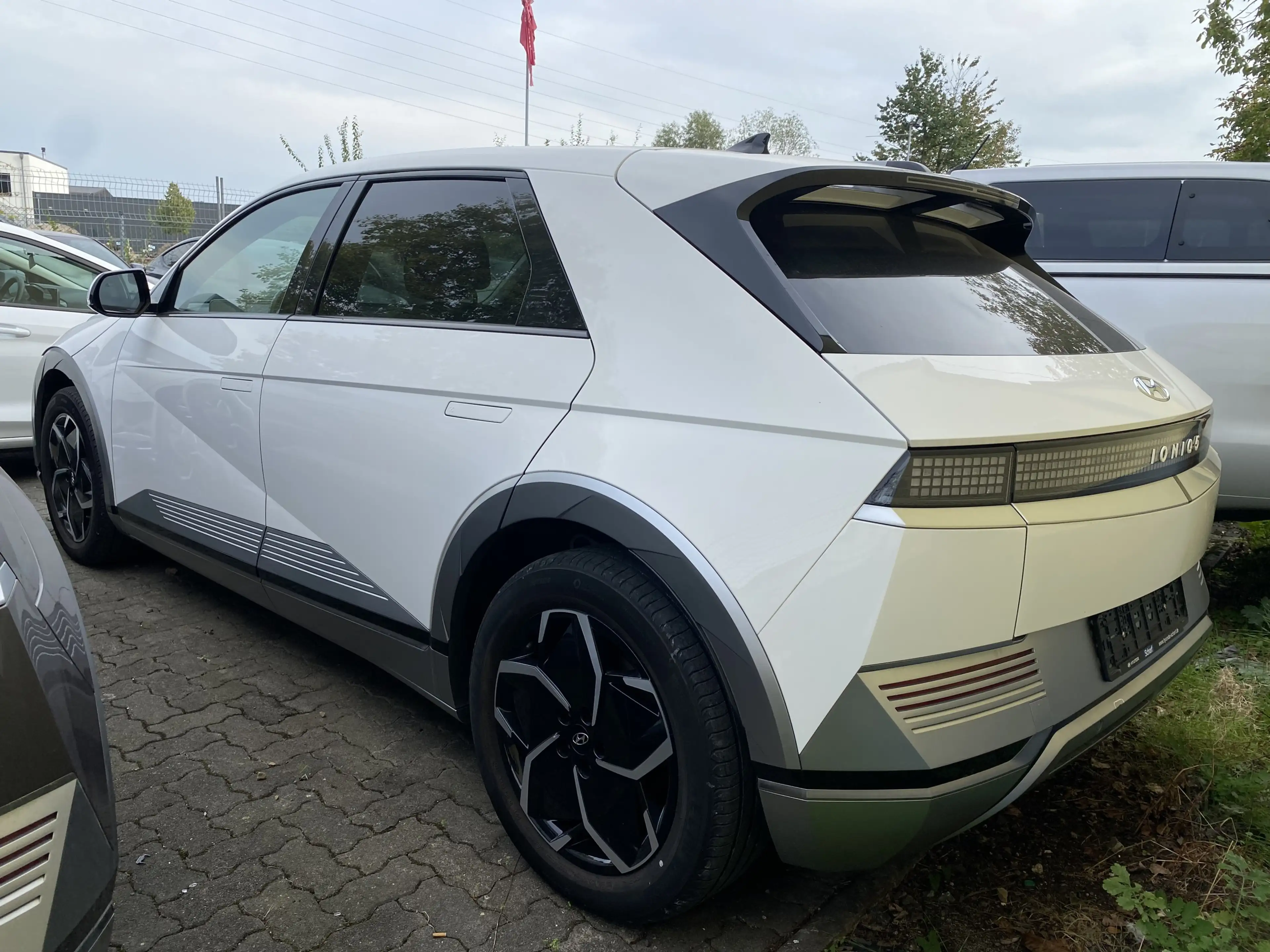 Hyundai IONIQ 5 Techniq R.Cam Navi BOSE Wärmepumpe ACC — photo 2