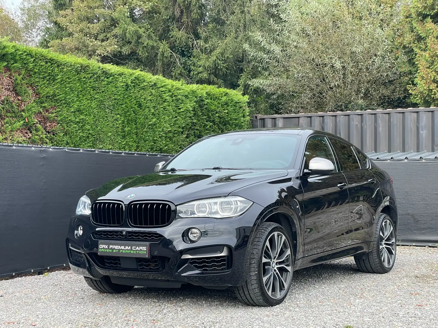 BMW X6 M M50 dAS Individual B&O - FULL - NP 128.000€ Noir - 2