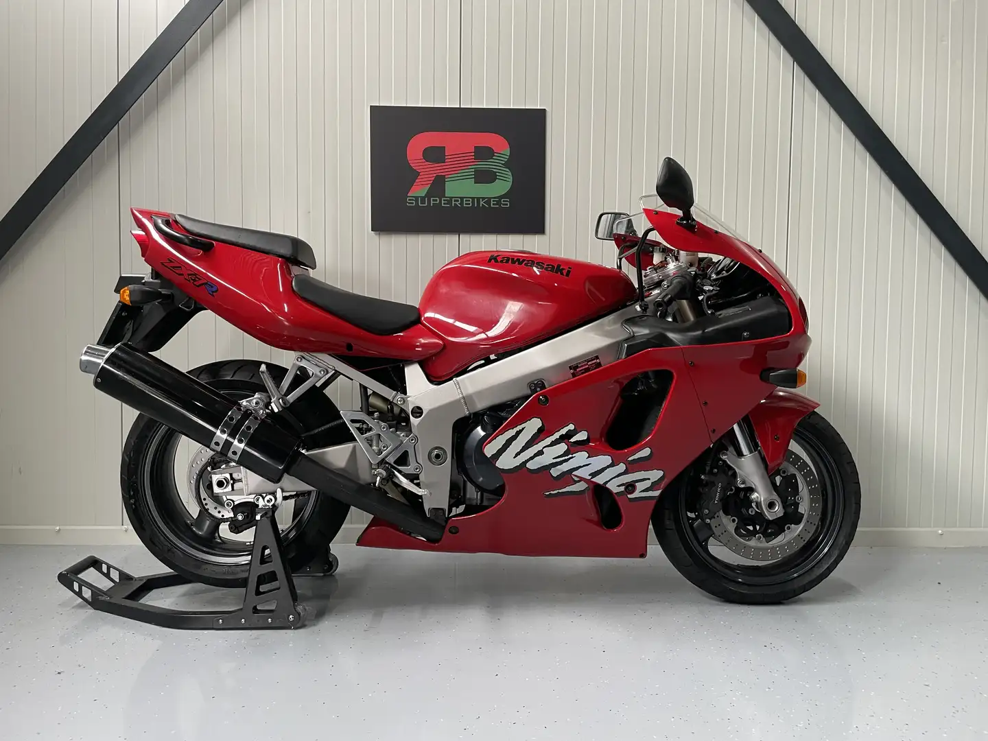 Kawasaki Ninja ZX-7R P3 and P4 *collectable - 2