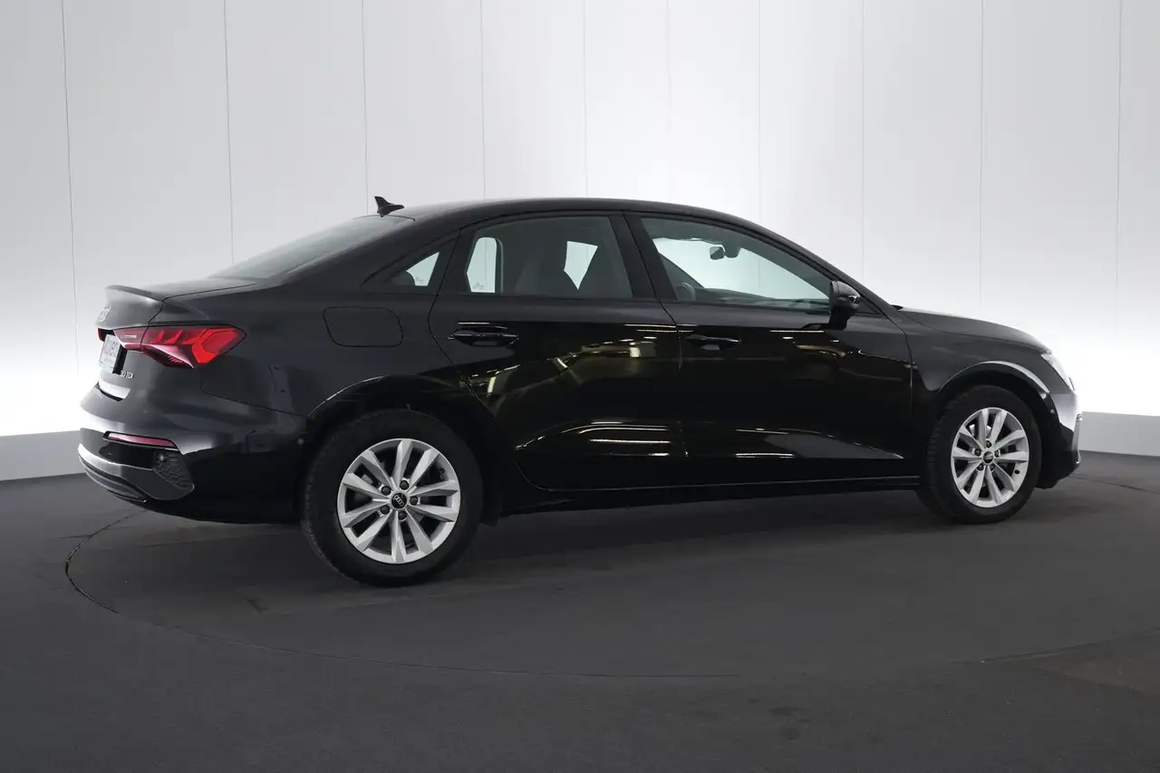Audi A3 Sedan 30 TDi S-Tronic Business Ed. Platinum LEDER/, миниатюра 6