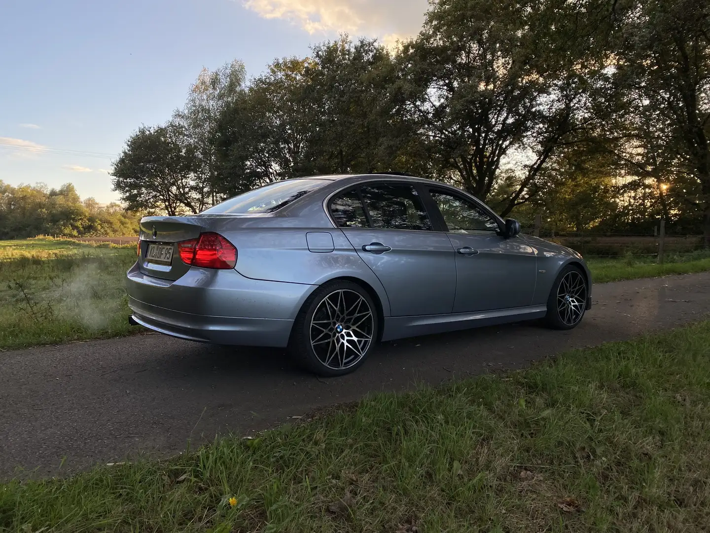 BMW 325 325i Aut. - 1