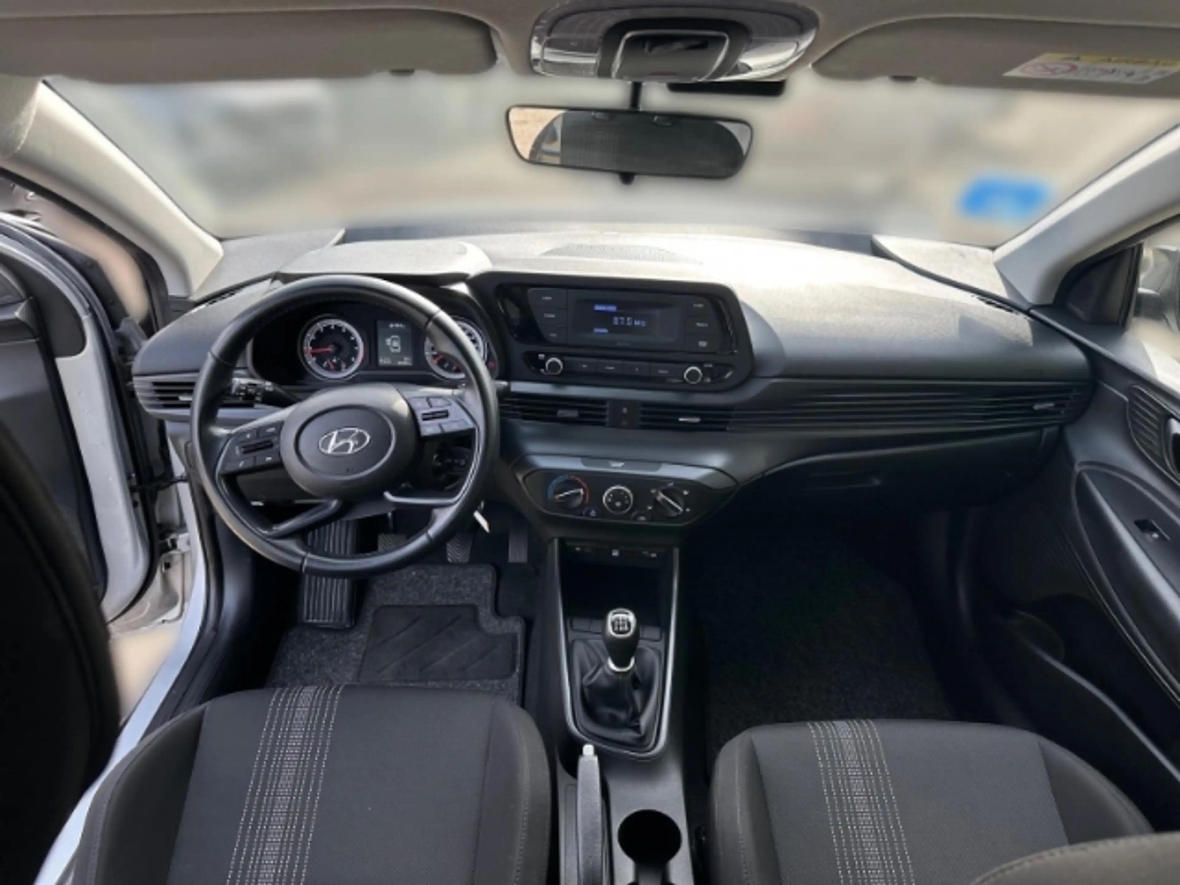Hyundai BAYON Pure 2WD Apple CarPlay Android Auto DAB Spurhaltea — photo 11