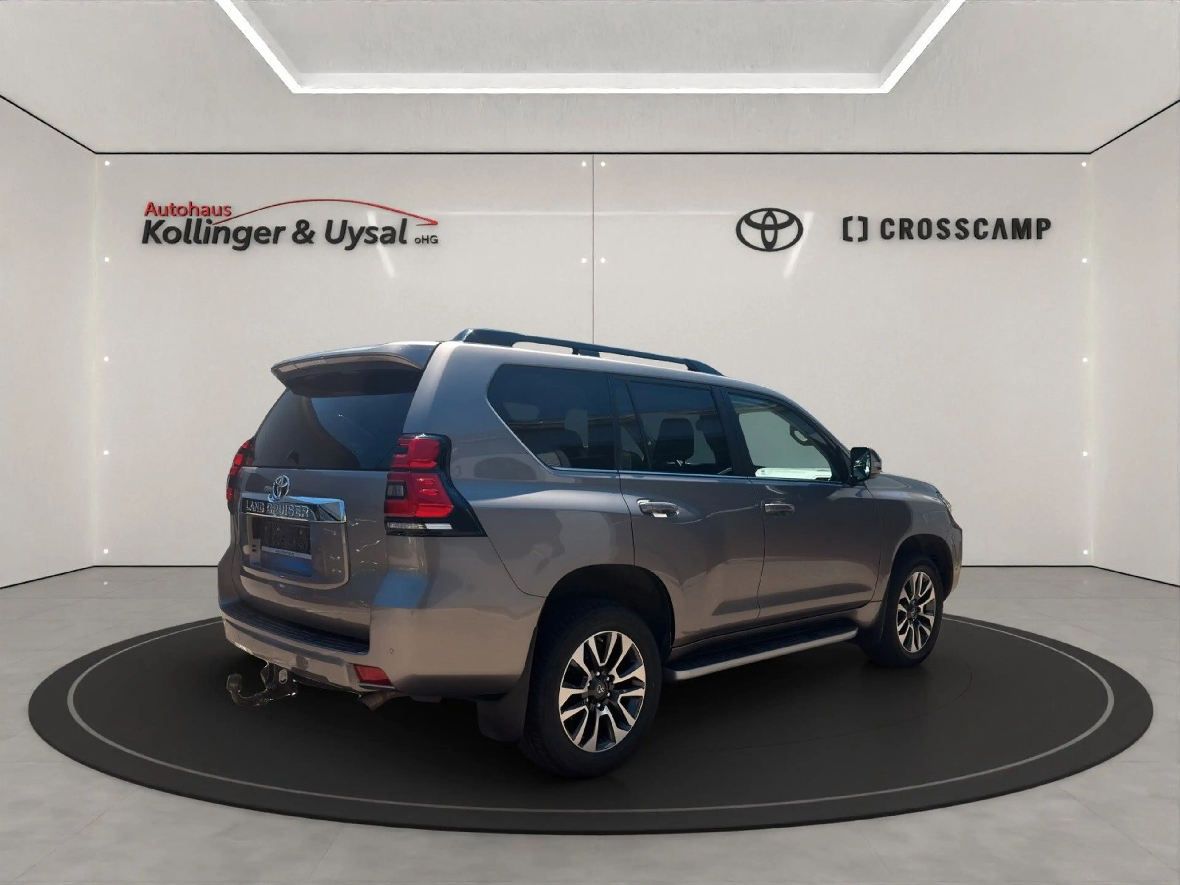 Toyota Land Cruiser 2.8 D-4D Executive Automatik — photo 4