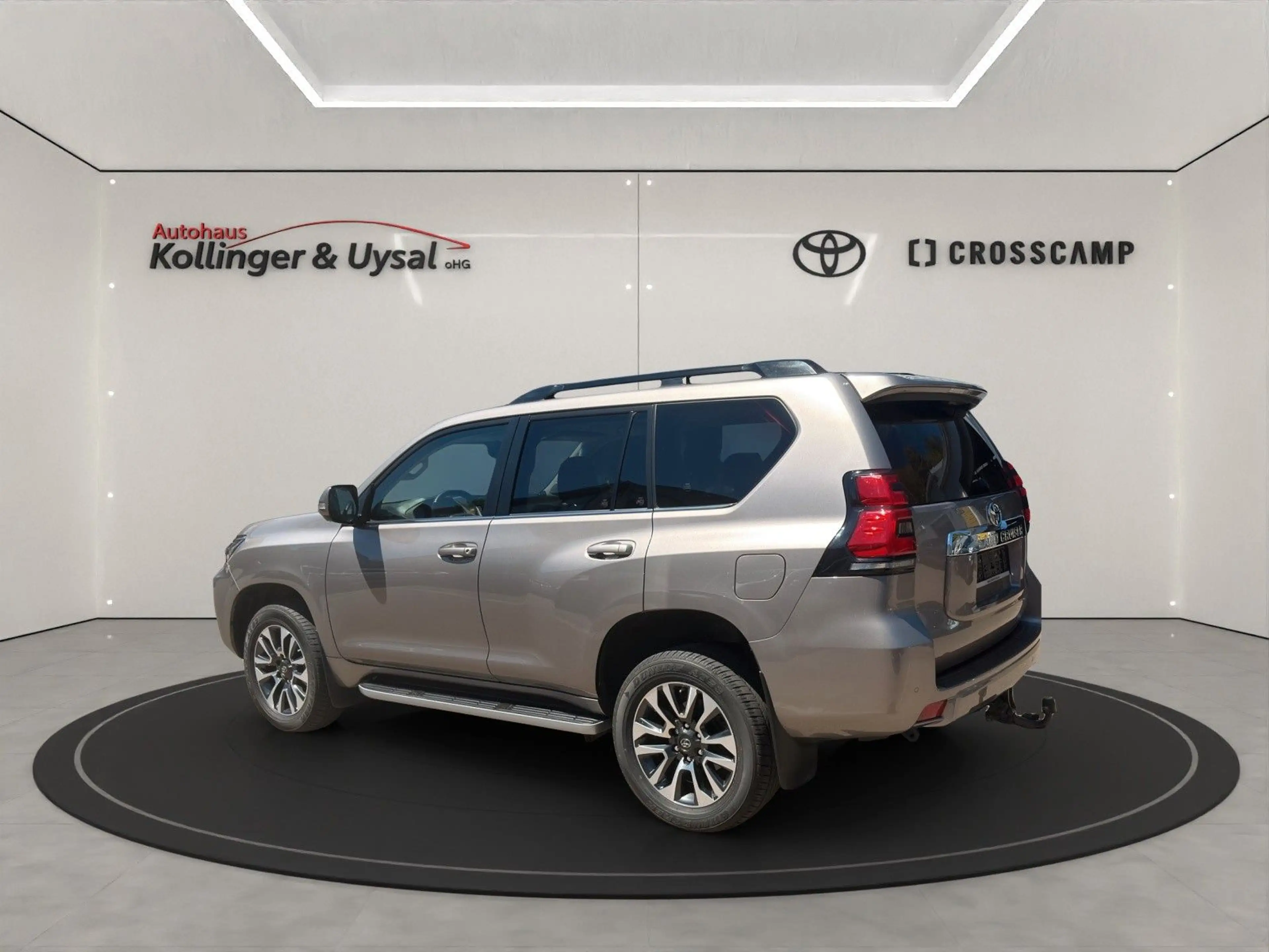 Toyota Land Cruiser 2.8 D-4D Executive Automatik — photo 3