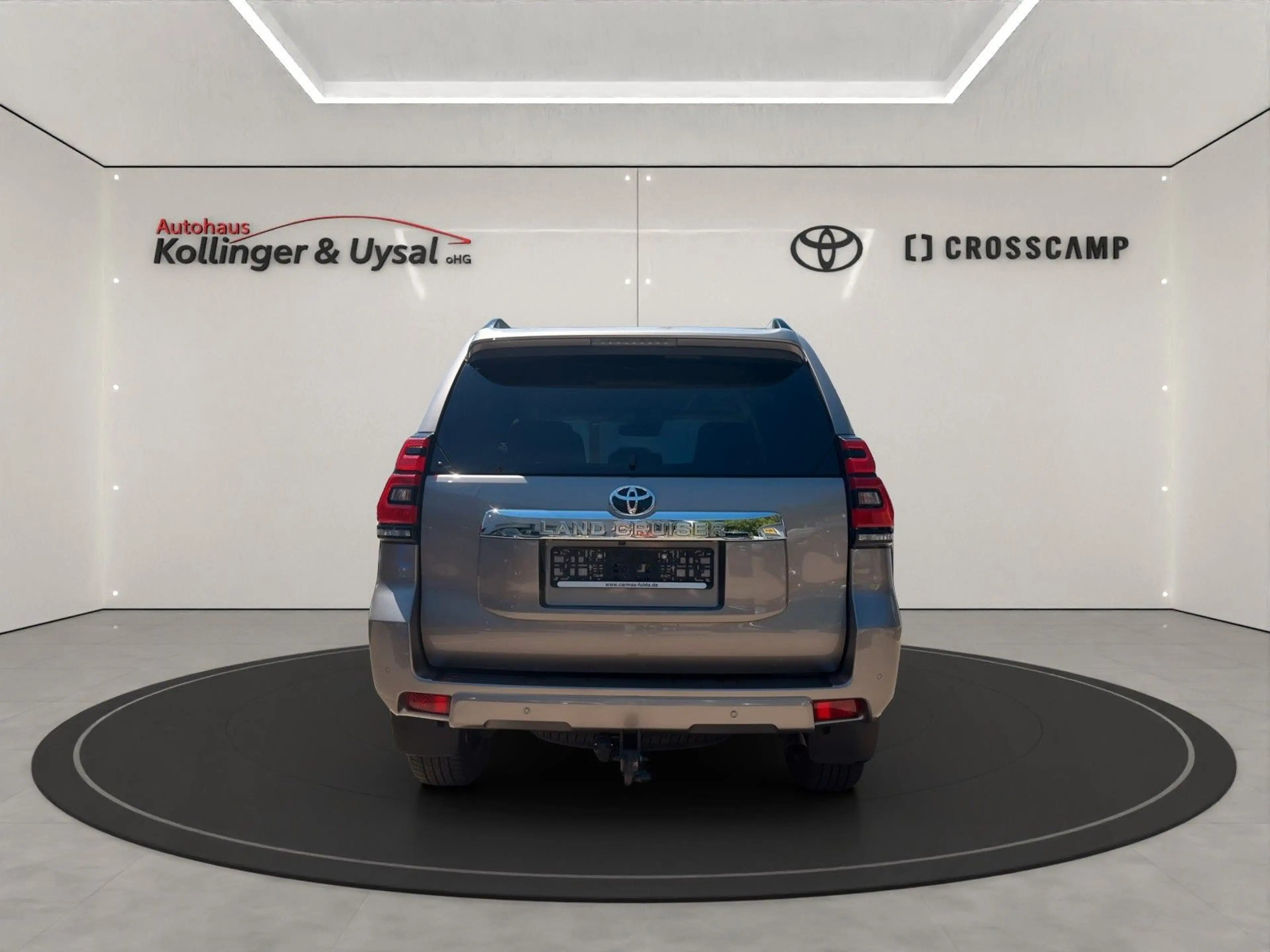 Toyota Land Cruiser 2.8 D-4D Executive Automatik — photo 7
