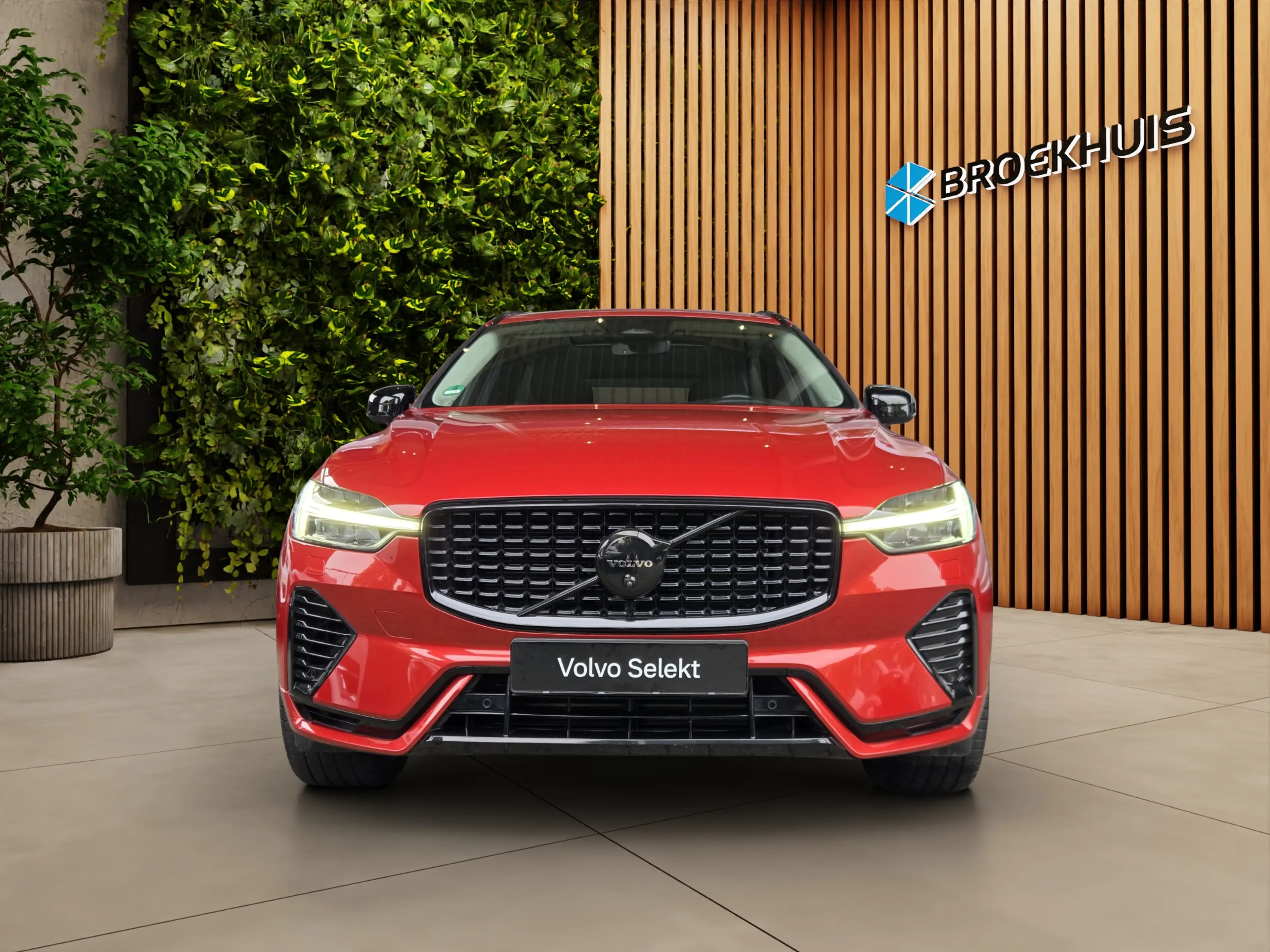 Volvo XC60 2.0 T6 Plug-in hybrid AWD Ultimate Dark | Trekhaak — photo 9
