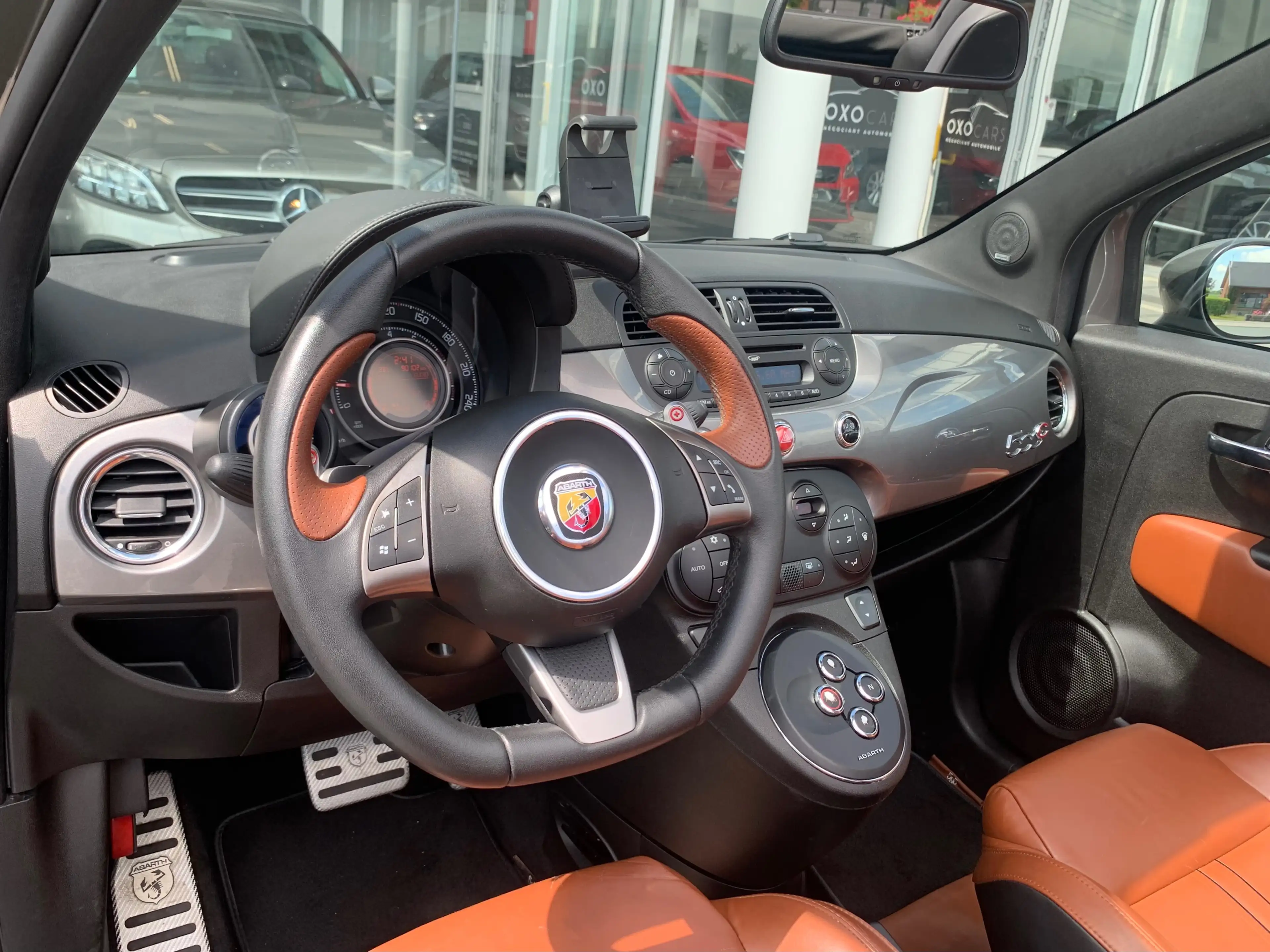 Abarth 500C Turismo 1.4 160CV/ Boite Auto / Cabriolet / Xenon — photo 13
