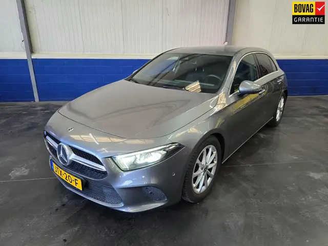 Mercedes-Benz A 200 Premium Plus