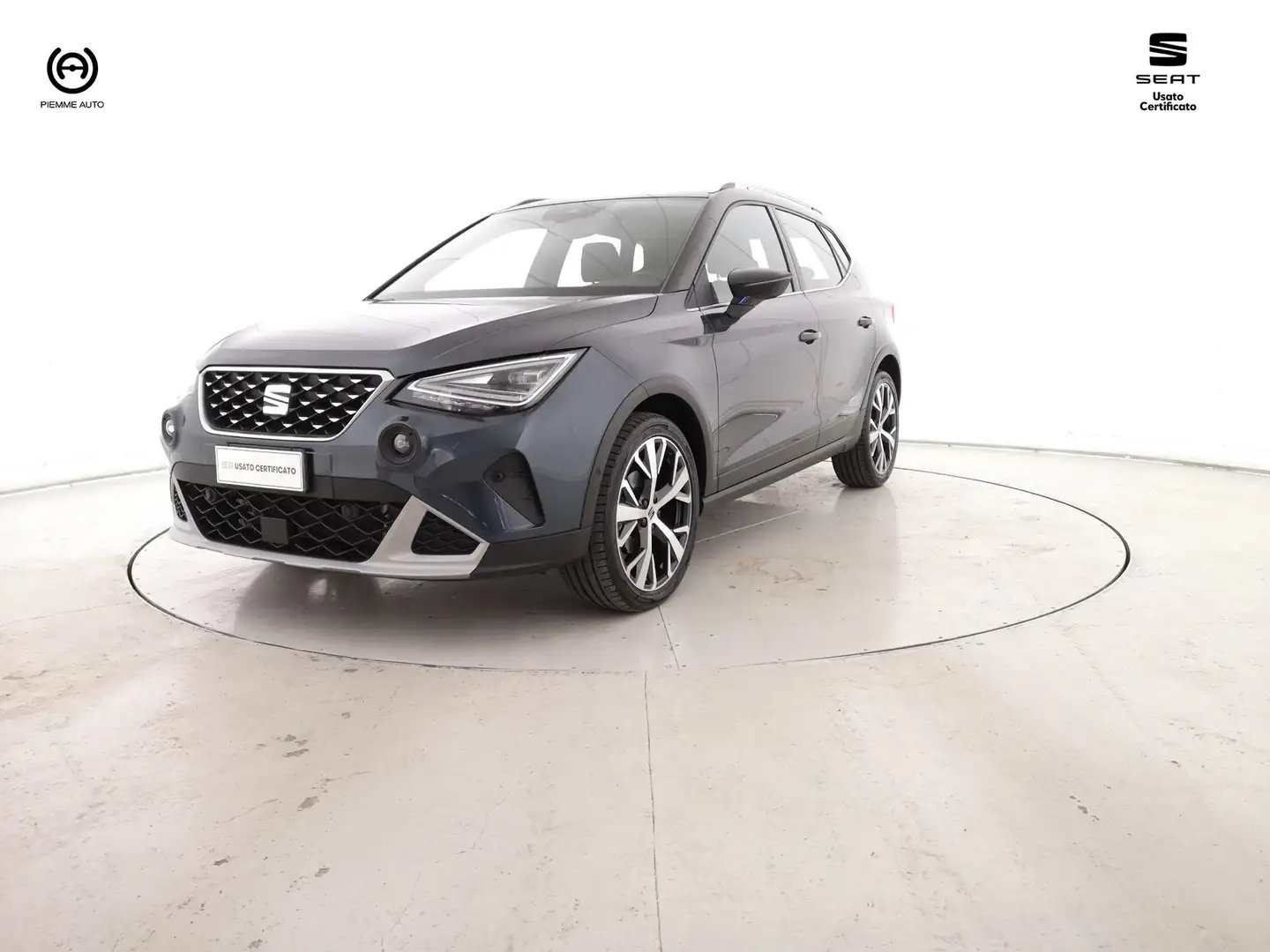 SEAT Arona 1.0 EcoTSI 110 CV Xperience Gris - 1
