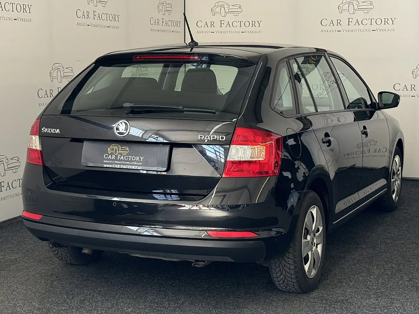 Skoda Rapid/Spaceback Rapid Spaceback 1,4 TDI DSG Schwarz - 2