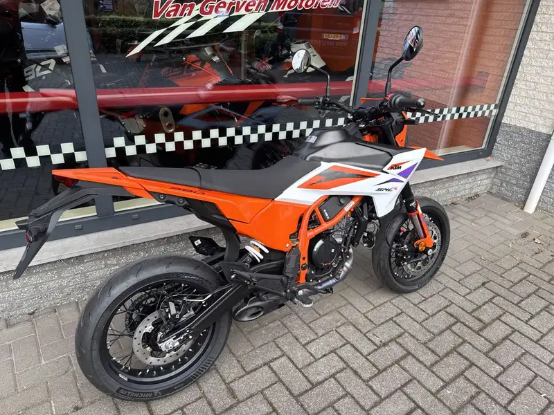 KTM 390 SMC R - foto 3