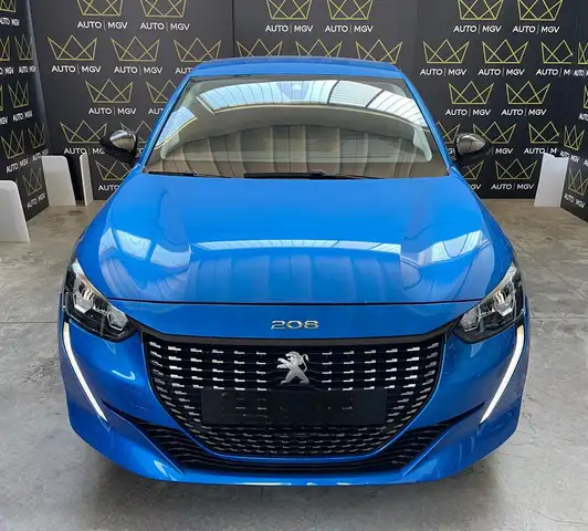 Peugeot 208 view 2