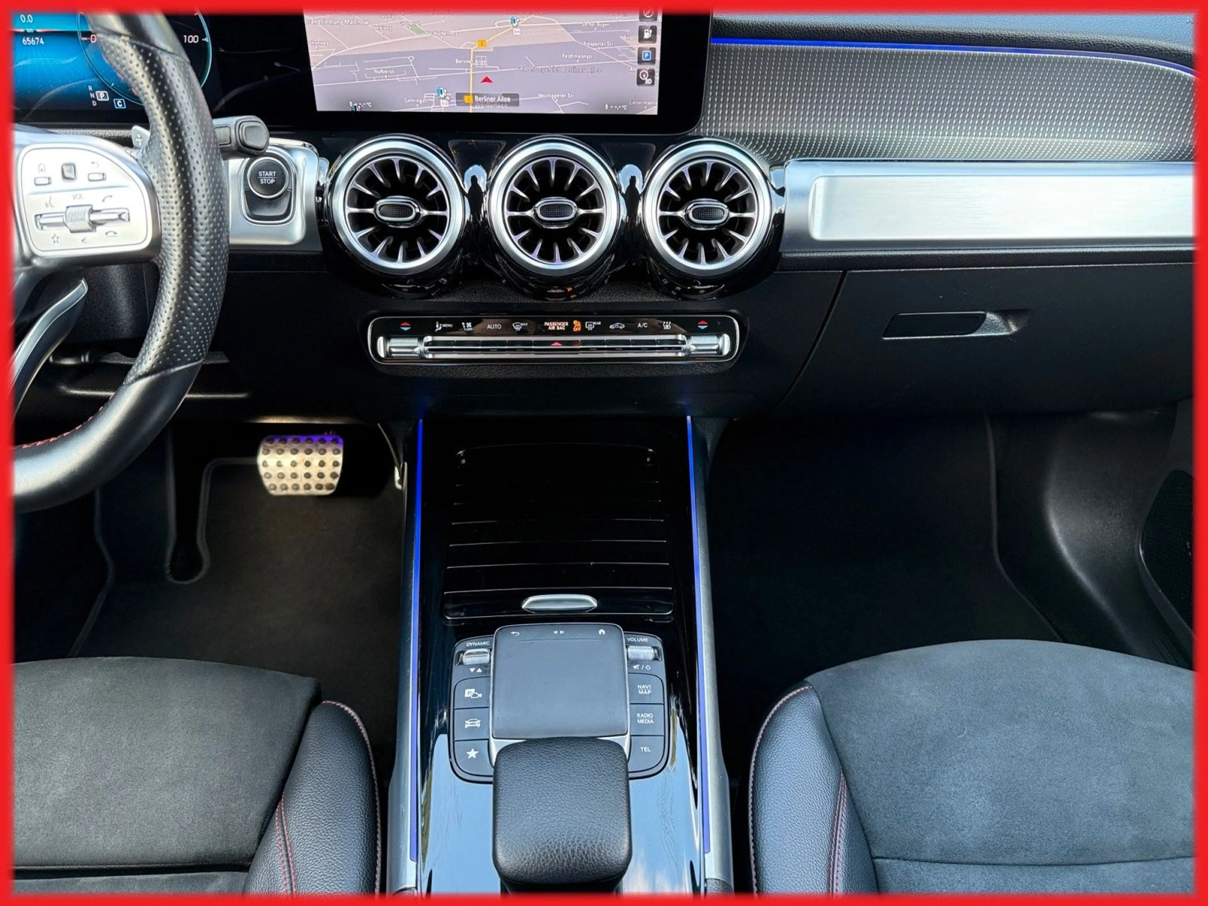Mercedes-Benz EQB 250 AMG LED Automatik RFK Head-up Keyless — photo 11