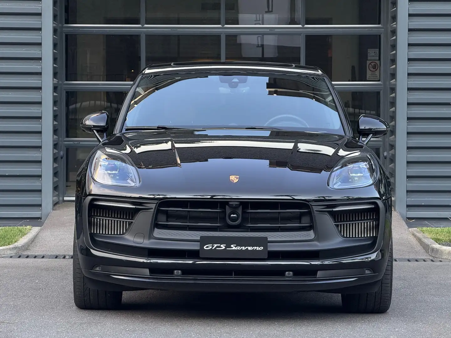 Porsche Macan GTS 440 CV PORSCHE APPROVED Nero - 2