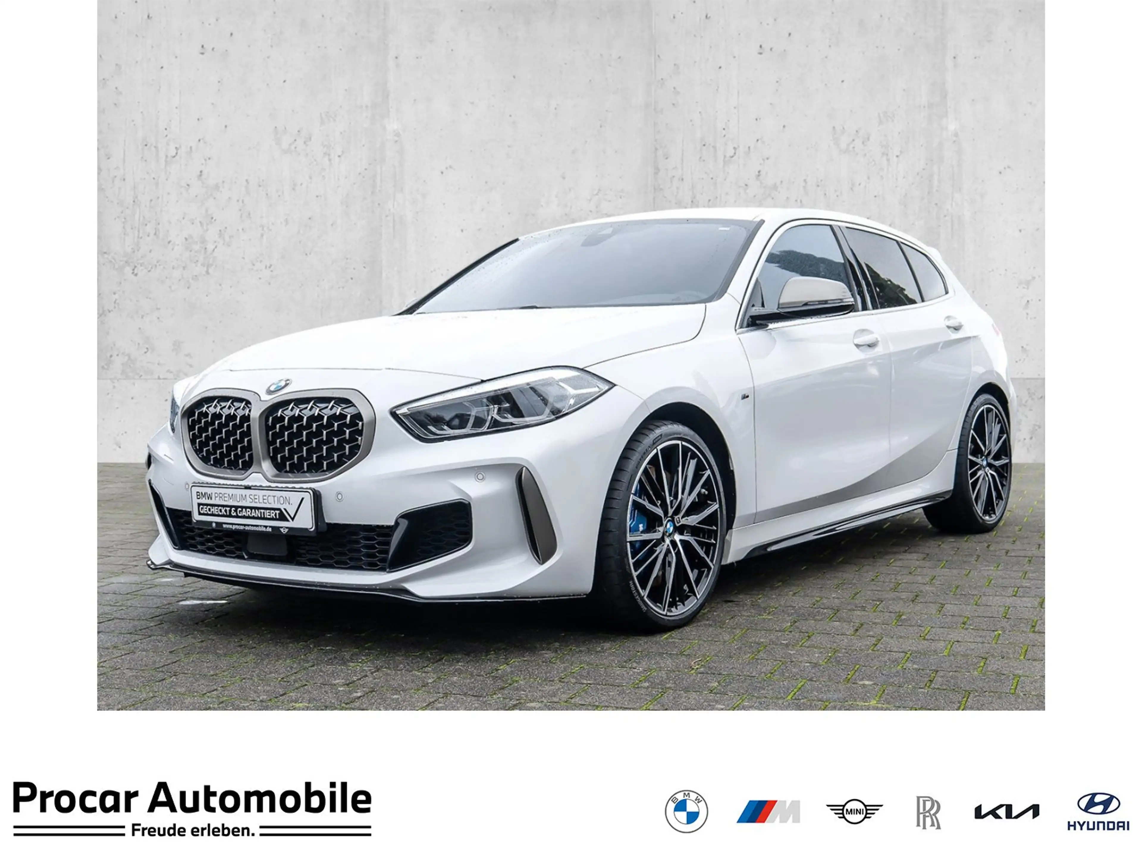 BMW 135 M135i xDrive A M Sport NAVI LED Sound Syst. DAB